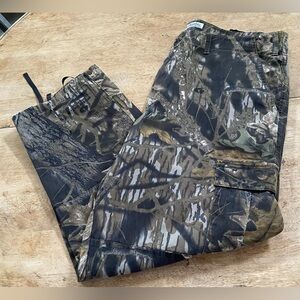 Columbia Mossy Oak Men’s Sz 38 Cargo‎ Camo Hunting Pants